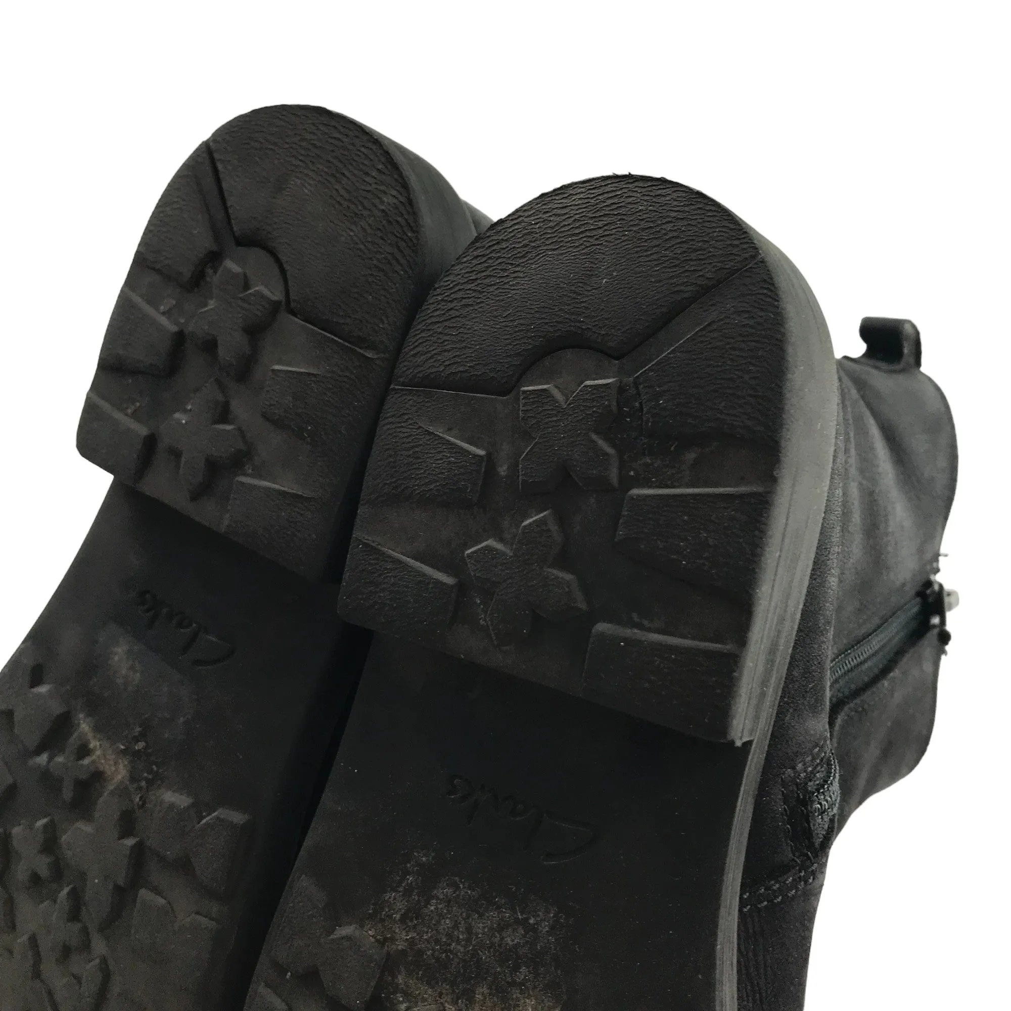 Clarks boots shoe size 1F black leather ankle boots with sparkly side details