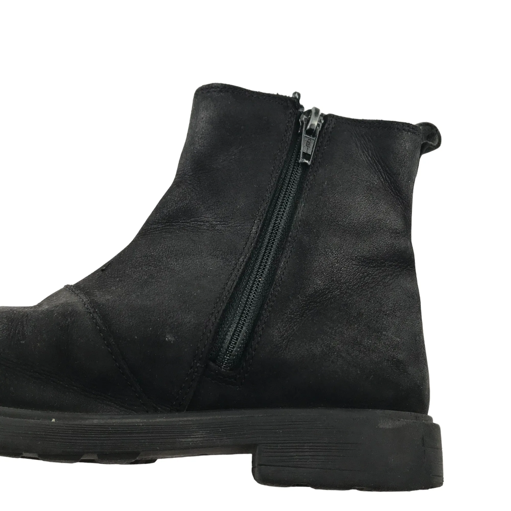 Clarks boots shoe size 1F black leather ankle boots with sparkly side details