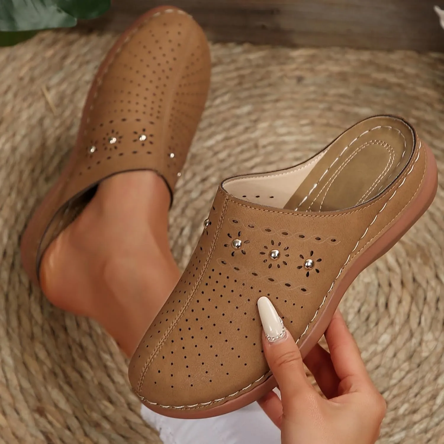 Clogs for Women Mules Slip-On Closed Toe Clog Comfortable Orthopedic Sandals Slingback Soft Cushion Slippers Beach Walking Shoes for Summer Outdoor Casual