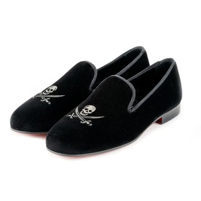 Jolly Roger Velvet Pump
