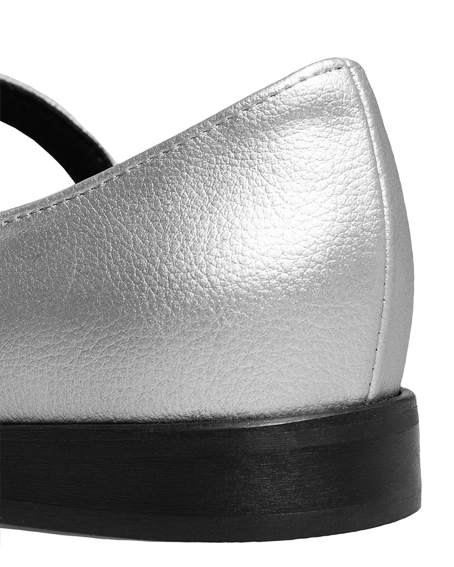 Mary Jane Pumps Silver ballerinas made of Vegea grape leather