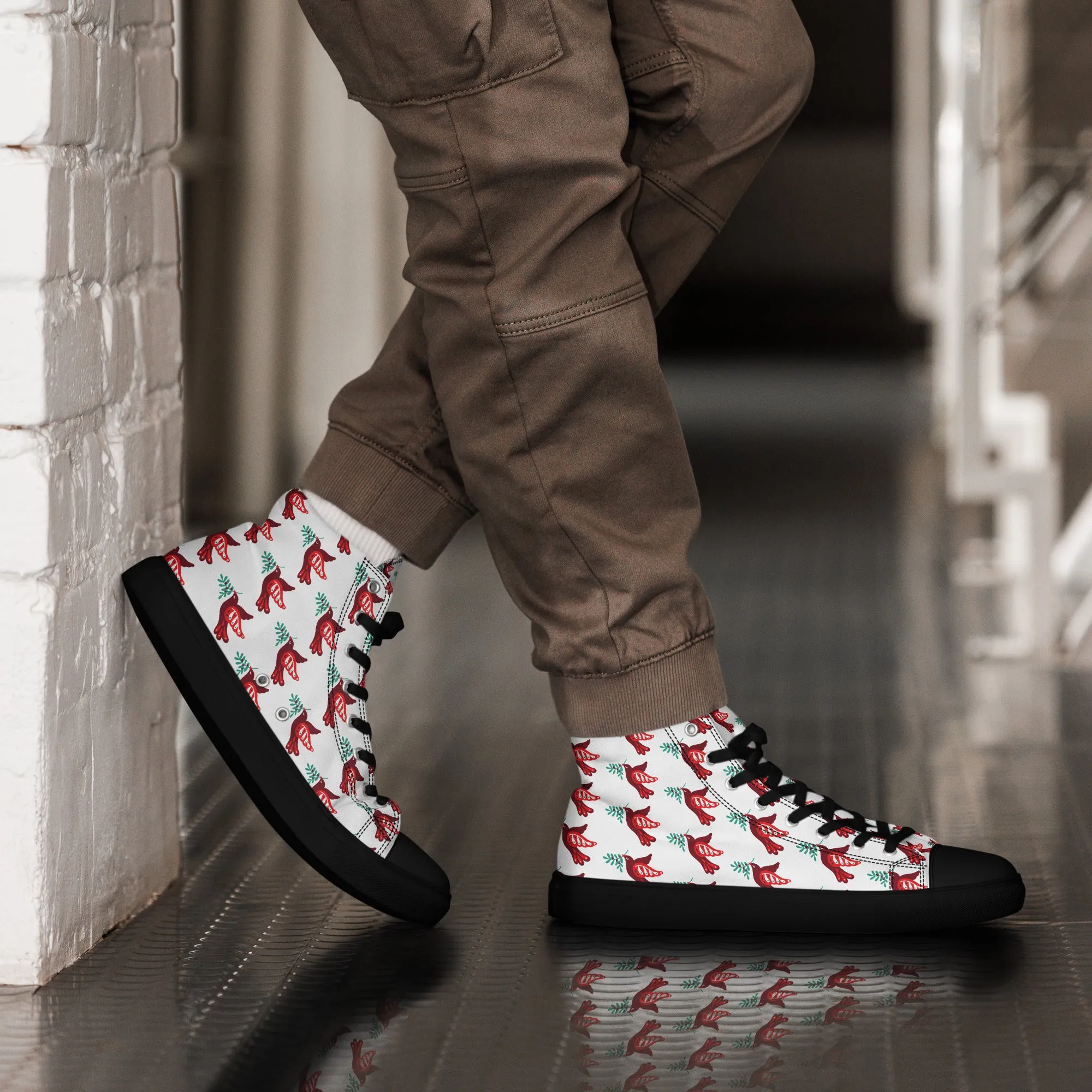 Men Christmas High Top Canvas Shoes (Glamourange Holiday Magic Canvas Shoes For Men - 002)