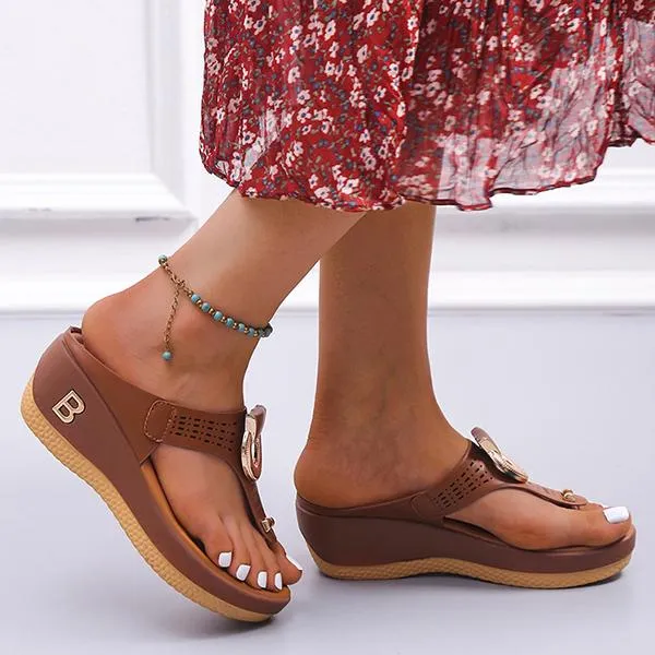 Women's Beach Hollow Wedge Flip Flops 01804584C