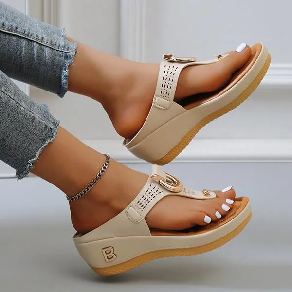 Women's Beach Hollow Wedge Flip Flops 01804584C